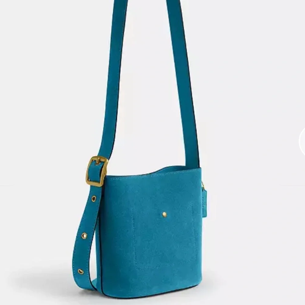 Coach Bleecker Bucket Bag 21